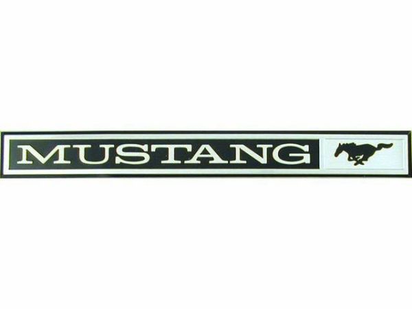 "Mustang" Emblem Armaturenbrettverkleidung, Bj 69